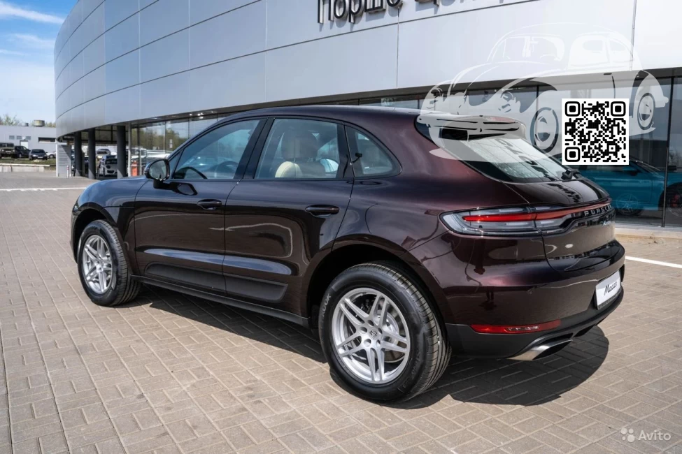 Porsche | MACAN (95B) | Y8, M8Y, LM8Y, Y8Y8 - MAHAGONI, MAHOGANY 1