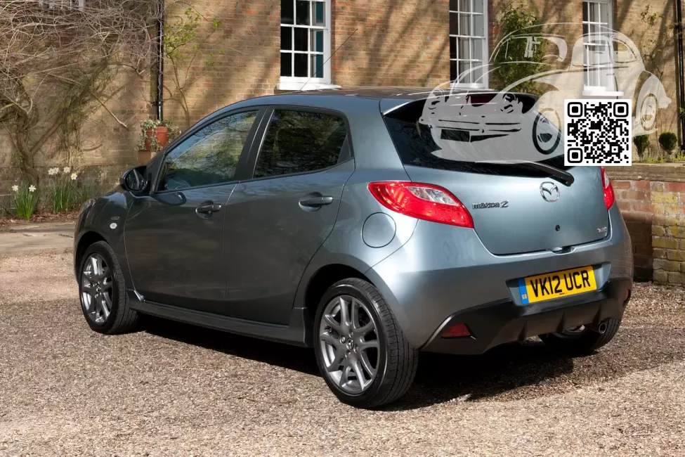 Mazda | 2 (DE) | 39T - DOLPHIN GREY 1