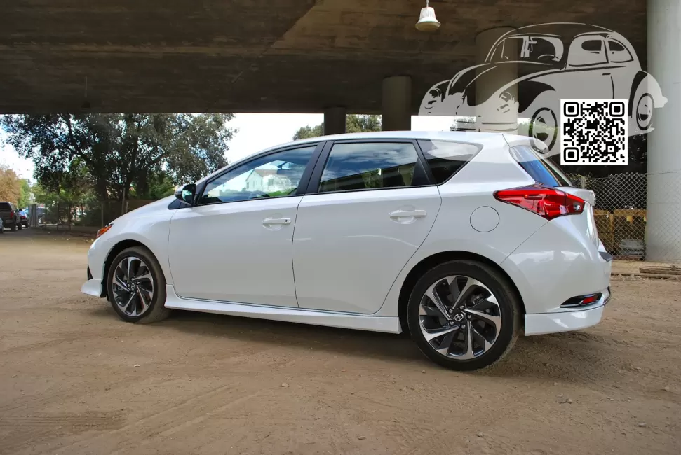 Scion | COROLLA IM (ZRE186) | 070 - CRYSTAL PEARL, BLIZZARD WHITE PEARL, WHITE PEARL CRYSTAL SHINE 1