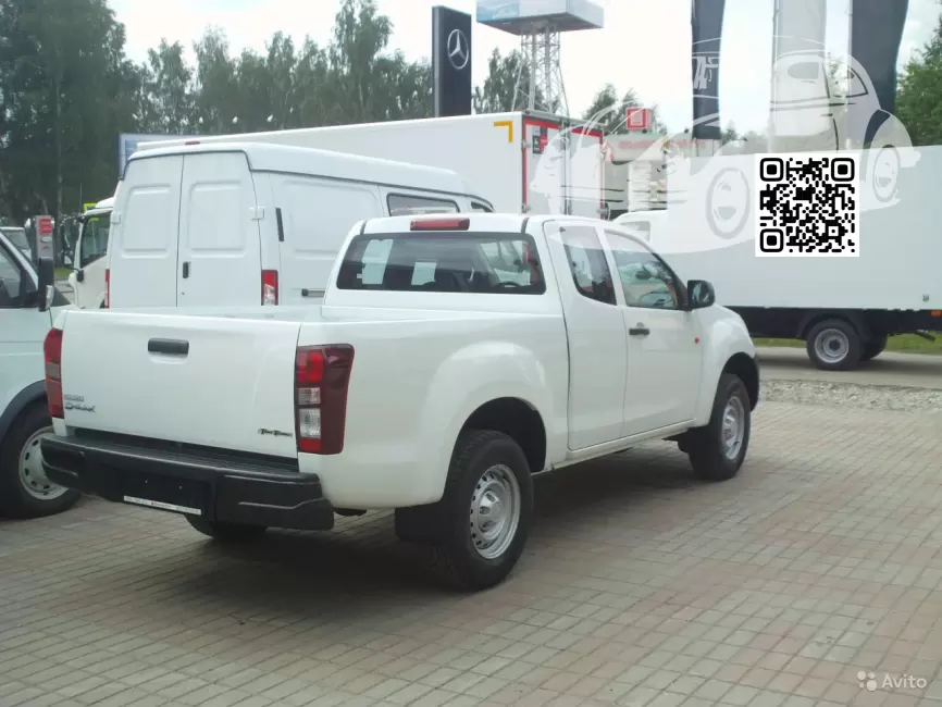 Isuzu | D-MAX 2, 3 (RT50,RT85) | 527 - SPLASH WHITE, SIBERIAN WHITE (СОЛИД) 1