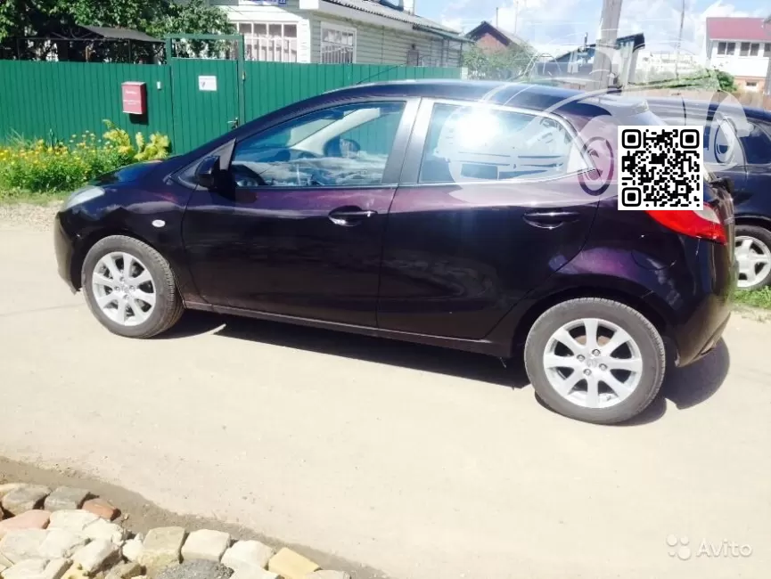 Mazda | 2 (DE) | 28W - RADIANT EBONY, BLACK CHERRY 0