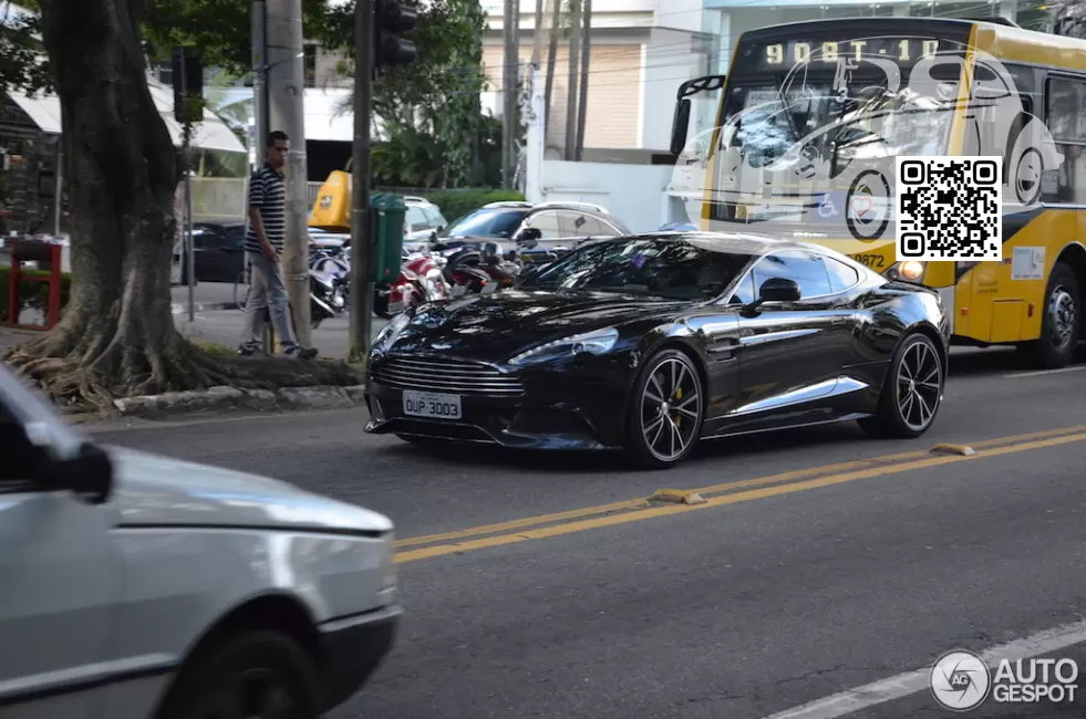 Aston Martin | VANQUISH 2 (AM310) | 5125D, AST5125D - MARRON BLACK 0