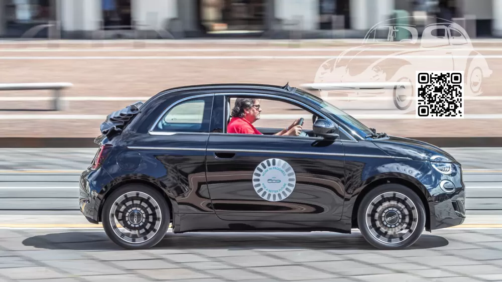 Fiat | 500e | 601, PX8, 5CF, 10N - NERO CINEMA BLACK, NOIR CINEMA PASTEL, ČRNA CINEMA, CINEMA SCHWARZ, ONYX BLACK (СОЛИД) 1