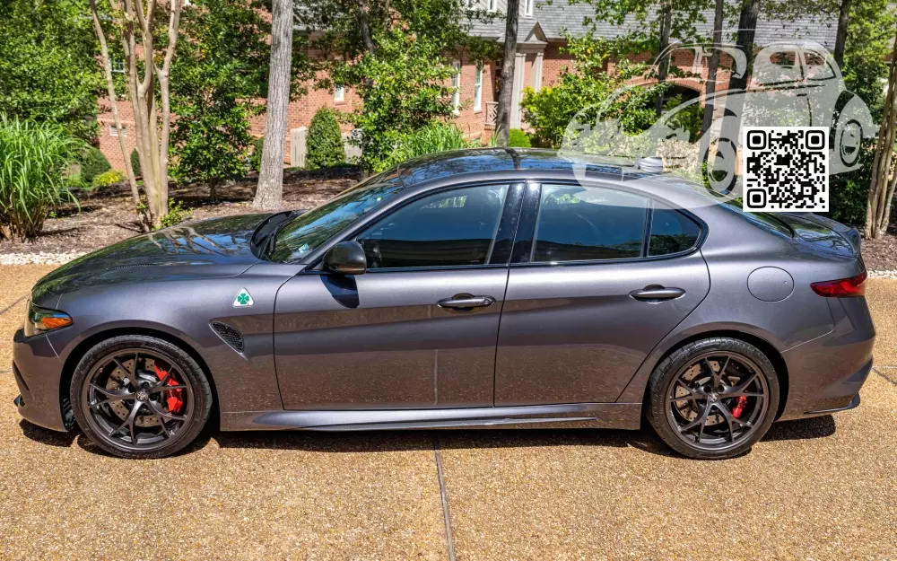 Alfa Romeo | GIULIA (952) | 035, 035/B, 5CE - GRIGIO VESUVIO, VESUVIO GREY 1