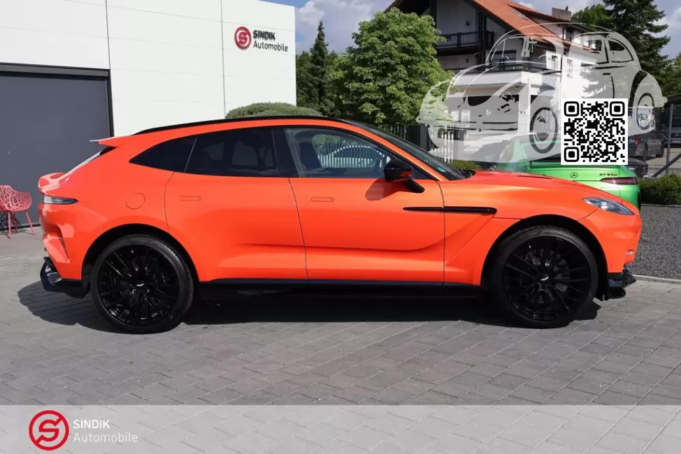 Aston Martin | DBX (AM8) | SCORPUS RED (Q Palette) 1