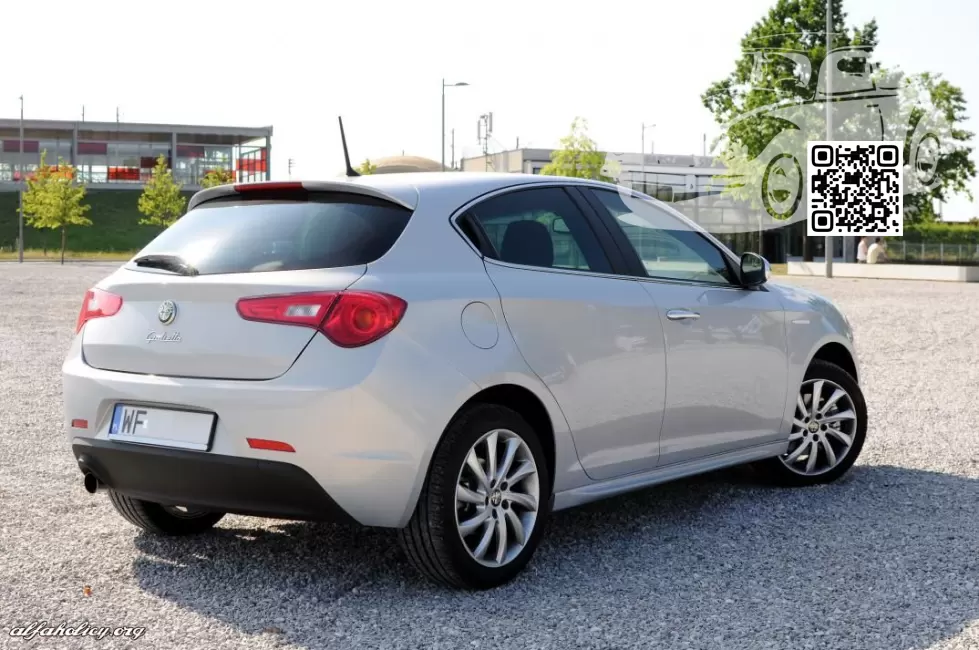 Alfa Romeo | GIULIETTA (940) | 764, 764A - BIANCO LUNARE PERLA 1