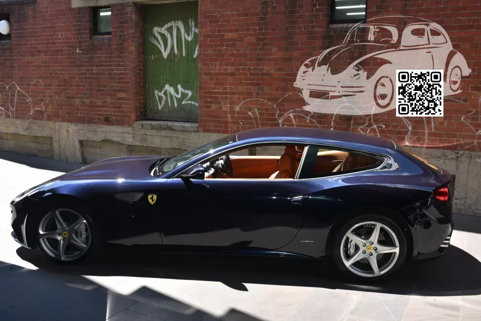 Ferrari | FF | 666134 - BLU AMERICA 1