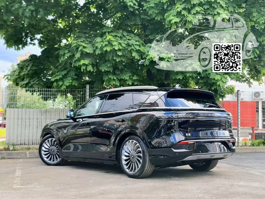 Voyah | Free | LT3 - BLACK, ИСКРЯЩИЙСЯ ЧЕРНЫЙ 1