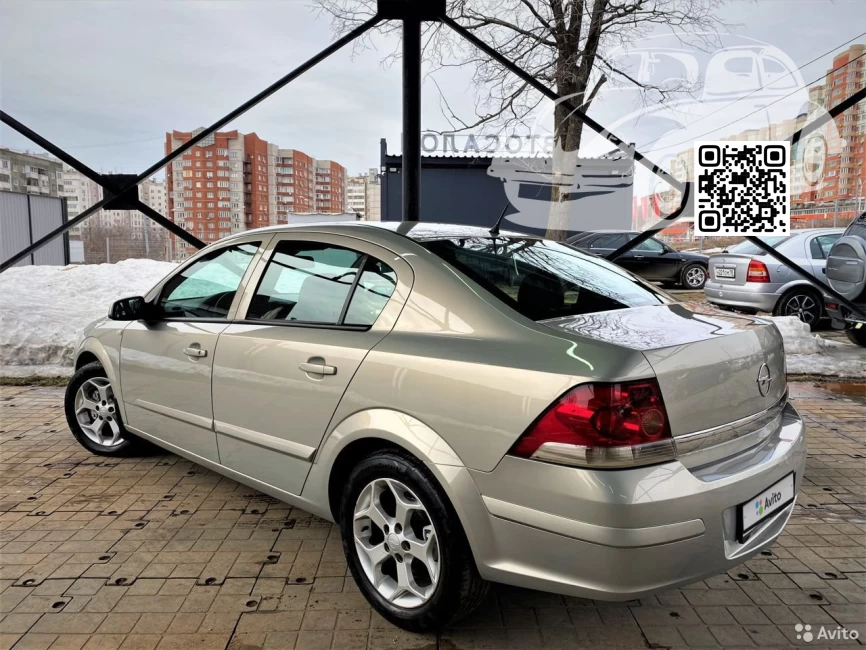 Opel | ASTRA (H) | 167, 1RU, GBF - PANNACOTTA 1