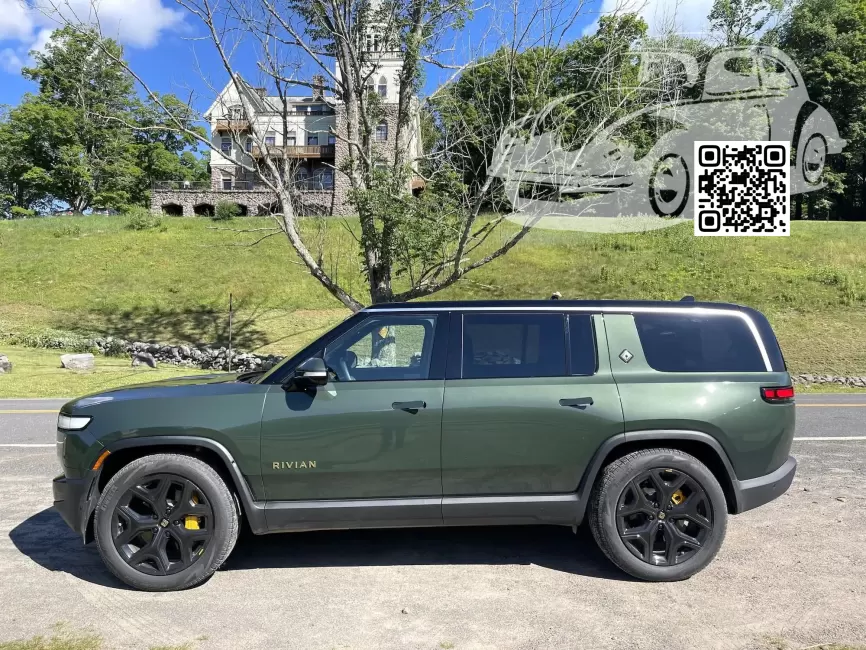 Rivian | R1S | EXP006 - ADIRONDACK GREEN, FOREST GREEN 1