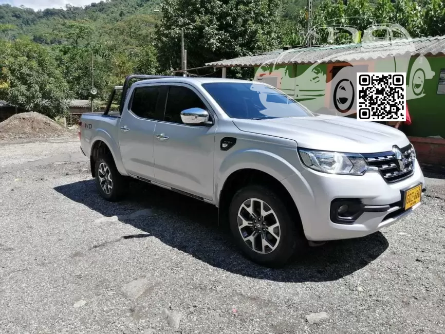 Renault | ALASKAN | KL0 - GRIS LUNE, PLATINUM SILVER, SILVER ICE, SPARK SILVER 0