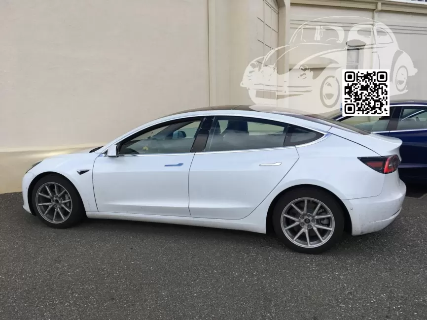 Tesla | MODEL 3 | PPSW - WHITE WATER, PEARL WHITE MULTI-COAT 1