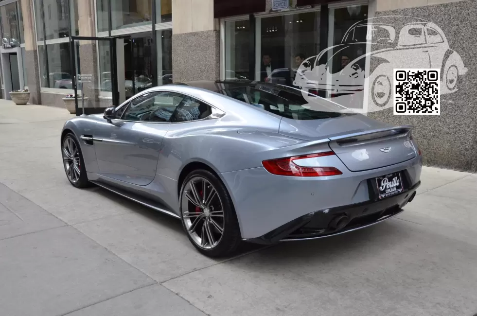 Aston Martin | VANQUISH 2 (AM310) | 5166D, AST5166D - SKYFALL SILVER 1