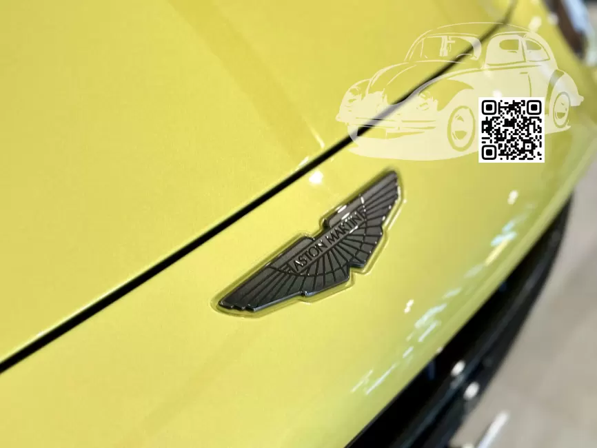 Aston Martin | DBX (AM8) | AM6091 - COSMOPOLITAN YELLOW 1