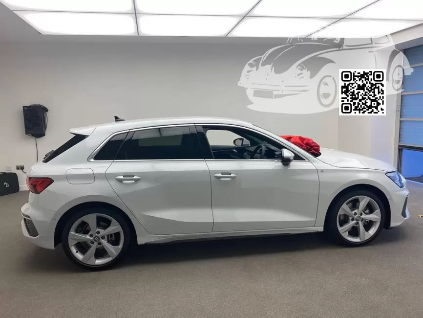 Audi | A3, A3 Sportback IV (8Y) | S9R, LS9R, 2Y, 2Y2Y - GLACIER WHITE, GLETSCHERWEISS, BLANC GLACIER, BLANCO GLACIAR 1