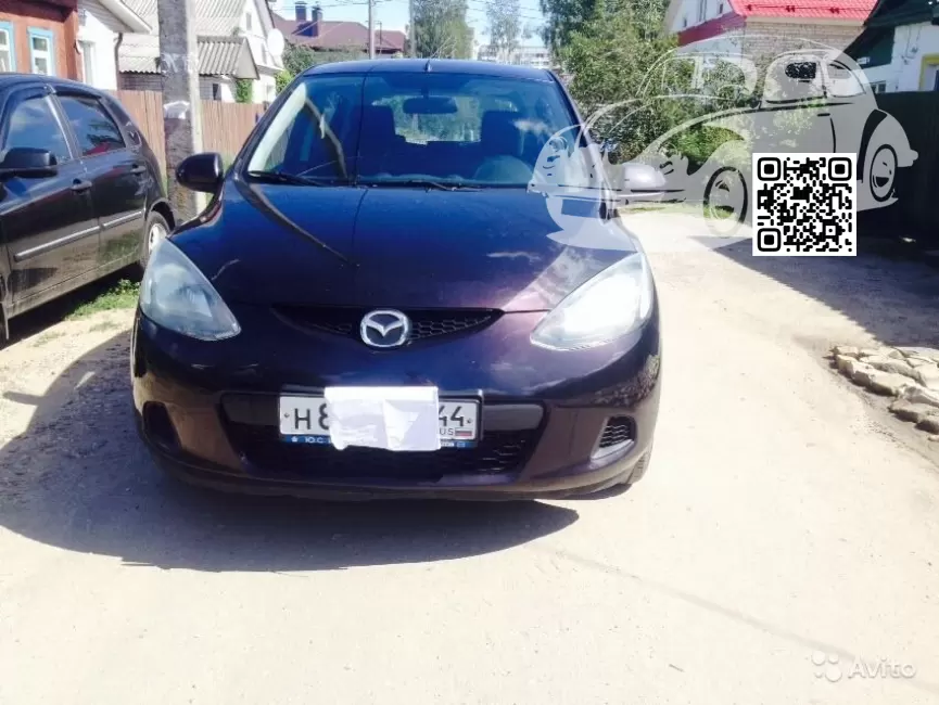 Mazda | 2 (DE) | 28W - RADIANT EBONY, BLACK CHERRY 1