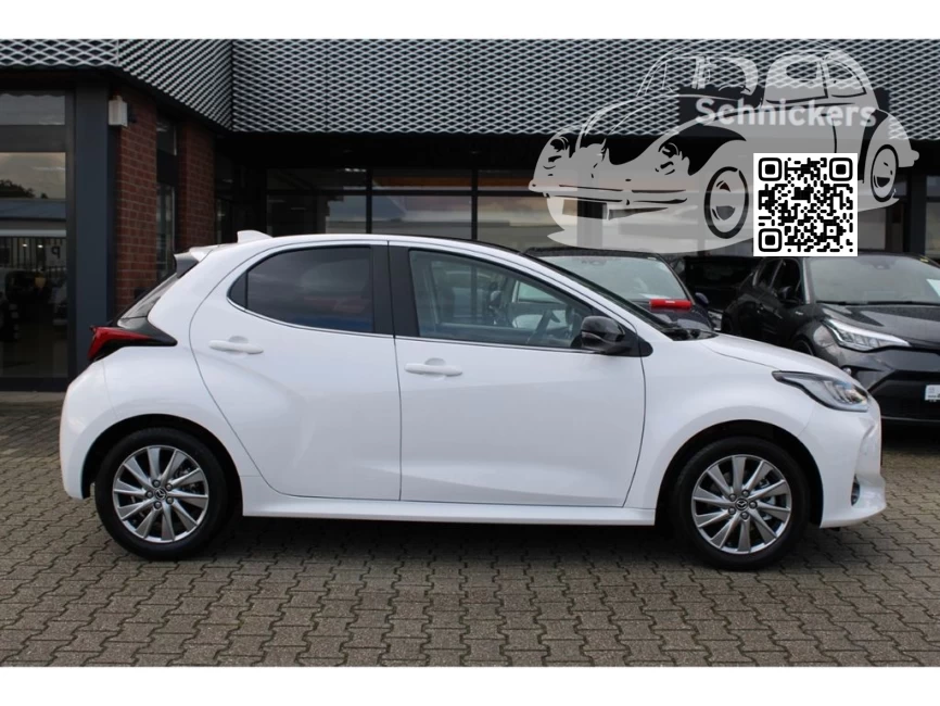 Mazda | 2 Hybrid (XP210) | A8D/040 - LUNAR WHITE (СОЛИД) (с 2022) 1