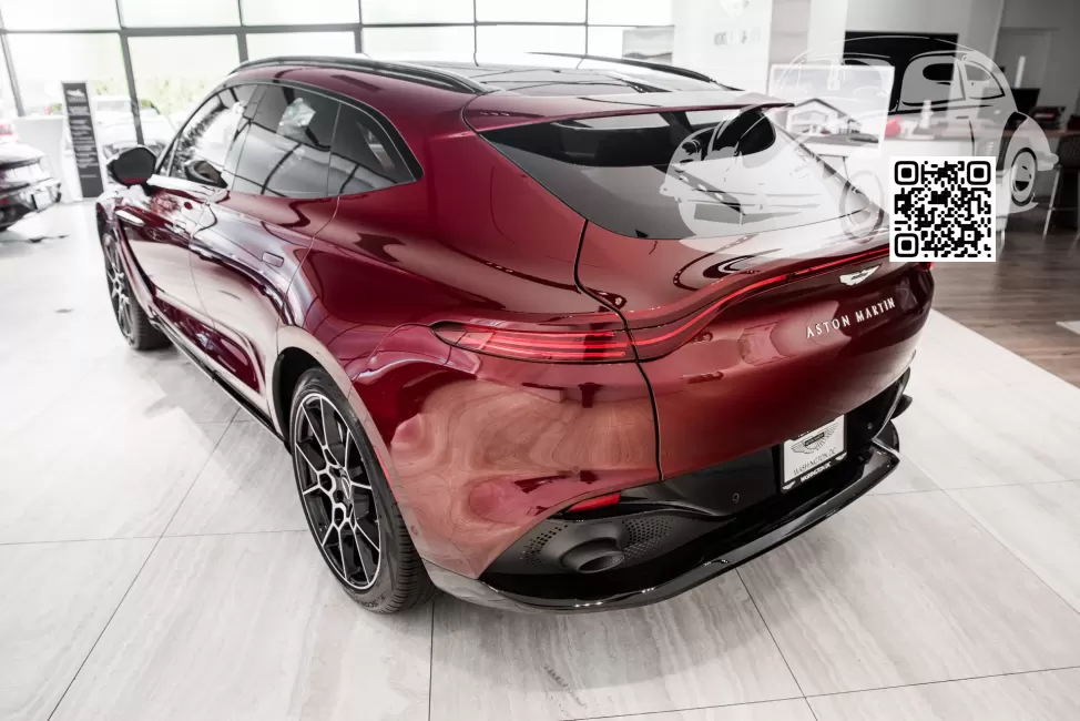 Aston Martin | DBX (AM8) | LIQUID CRIMSON (с 2020) 1