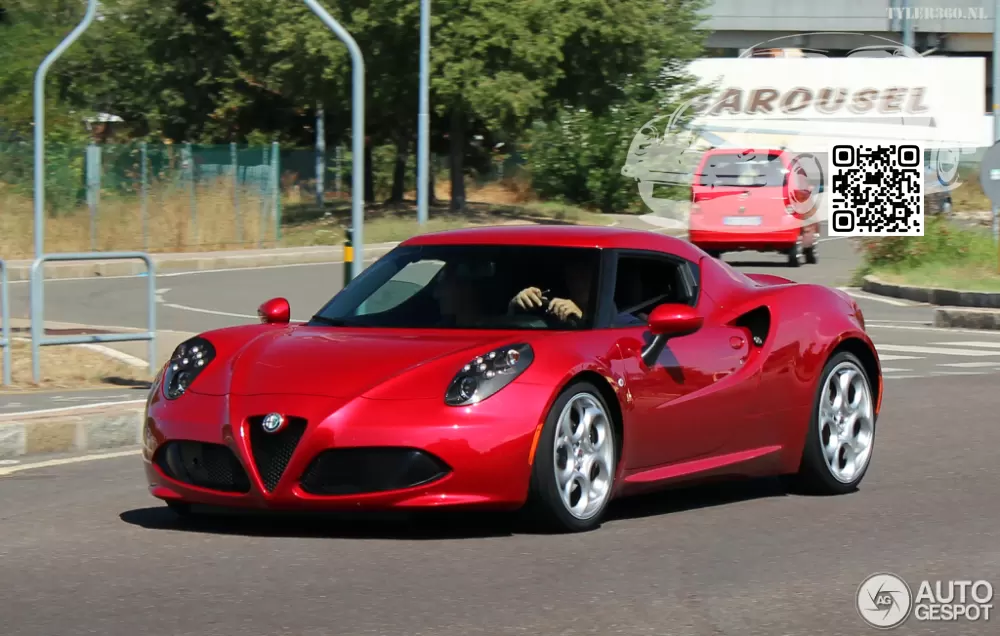 Alfa Romeo | 4C (960) | 115, 115B, PRZ, 5JQ - ROSSO COMPETIZIONE, ROSSO COMPETIZIONE TRI-COAT 0