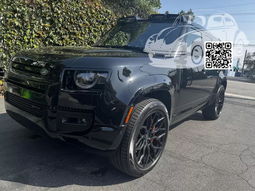 Land Rover | DEFENDER (L663) | 820, PAB, 1AG - SANTORINI BLACK, NOIR SANTORINI/ULTIMATE BLACK 1