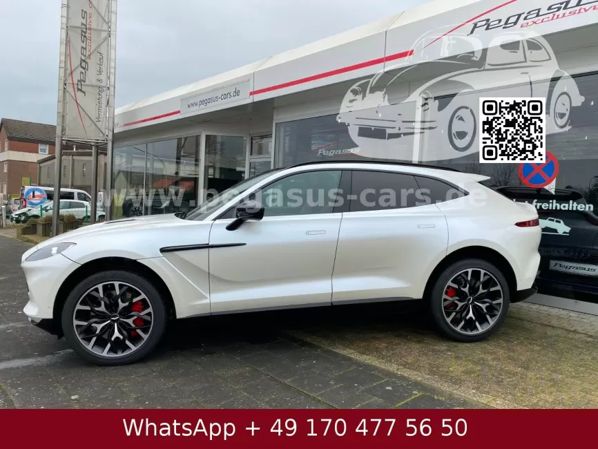 Aston Martin | DBX (AM8) | AST1362D, 1362D - MORNING FROST, MORNING FROST WHITE 0