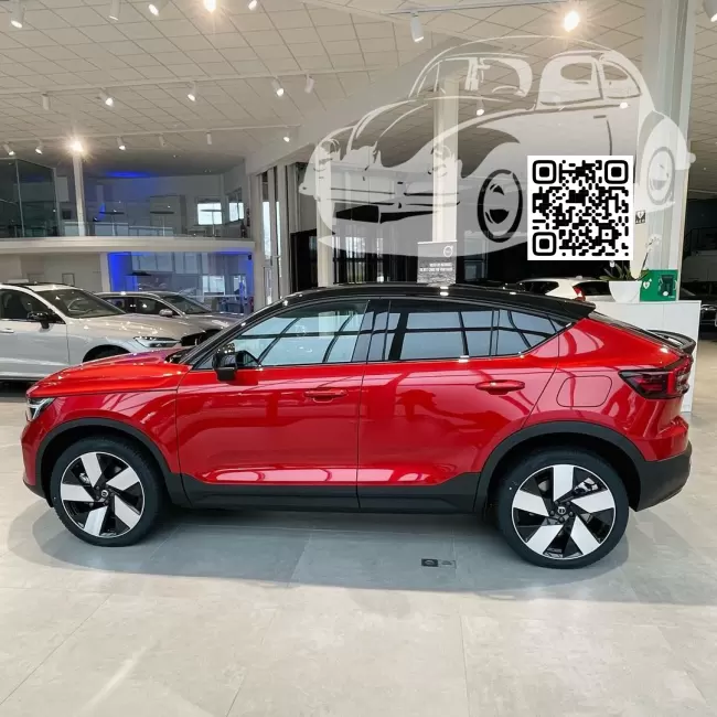 Volvo | C40 | 725 - FUSION RED, ROUGE FUSION 1